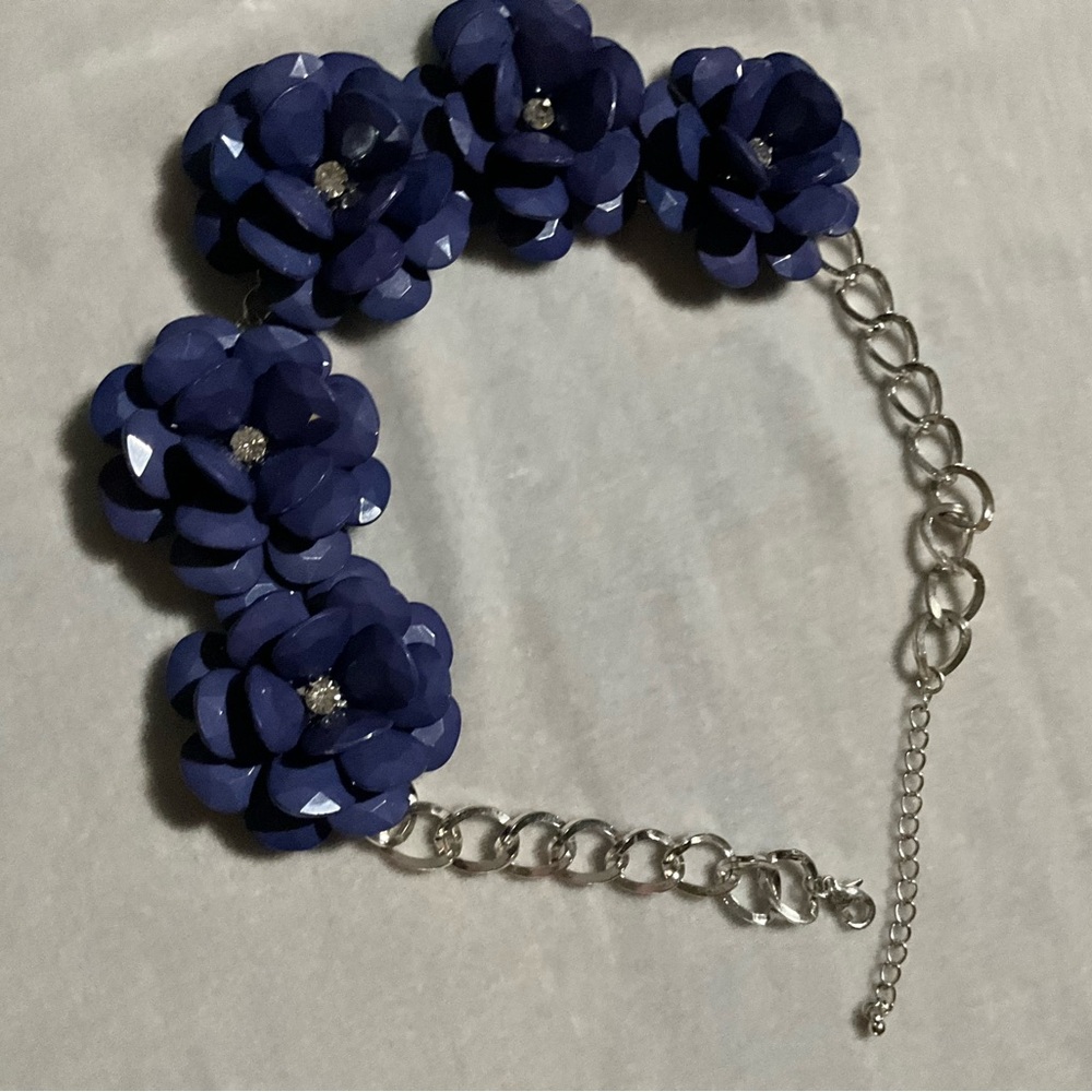 Unbranded Large Blue Floral & Clear Stone Necklace Silver-Tone Adjustable Chain